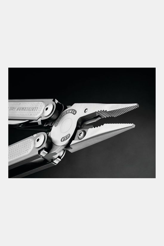 Leatherman Free P2 Multitool silver